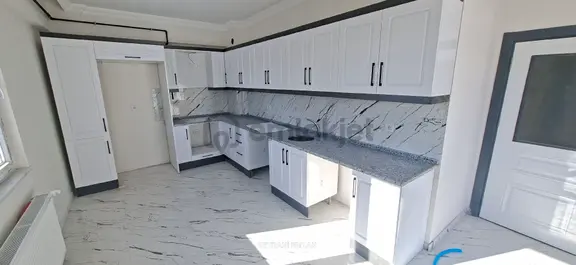Develi Harman Mahallesi'nde Satlık Geniş 3+1 Lüks Daire 1