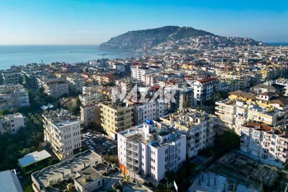 Alanya Merkez Güllerpınarı’nda 180 M² Satılık İşyeri / Dükkan 1
