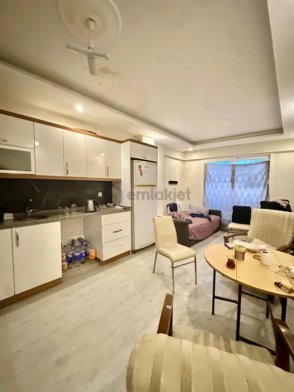 🏡muradiye Mahallesi🏡 ✅2+1 85m2 5 Katlının 1 Katı ❇️özelikli Petek Kombili 2