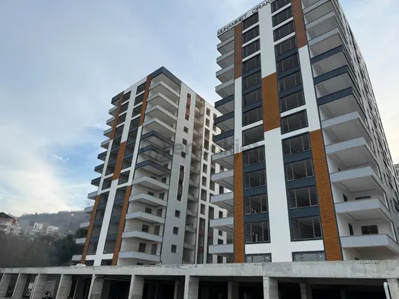 Trabzon Beşirli Asude Evlerinde Eşsiz Manzaralı Lüks 4+1 Daire 2