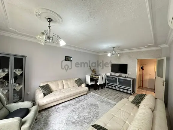 Seyrantepe Toki'de 3+1 Bakımlı Fırsat Daire 2
