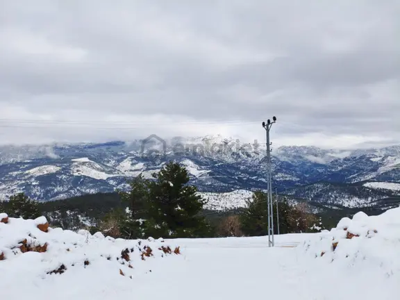 Kar Emlaktan Yenikonacık Bozkırlı Mevkiinde 400 M2 Satılık Arsa 2