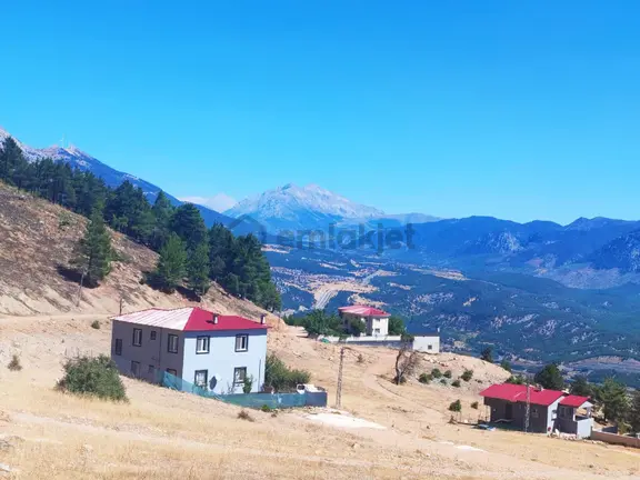 Kar Emlaktan Yenikonacık Bozkırlı Mevkiinde 400 M2 Satılık Arsa 2