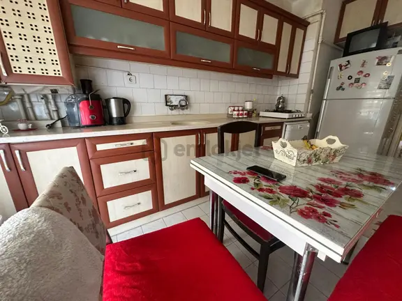 Aşağı Eğlence'de Full Yapılı Kat Konumunda 3+1 Daire! 2