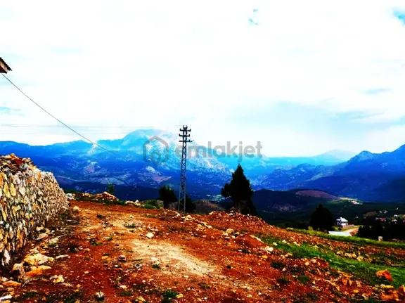 Kar Emlaktan Yenikonacık Bozkırlı Mevkiinde 400 M2 Satılık Arsa 2