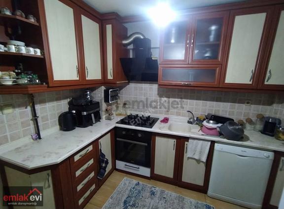 Emlak Evi'nden Meşrutiyet Mh Satılık 2+1 Geniş Daire 2