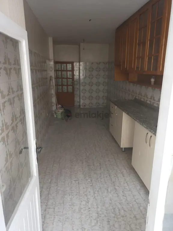 İnönü Mahallesinde 3+1 Geniş Oturum Merkezi Lokasyon Daire 2