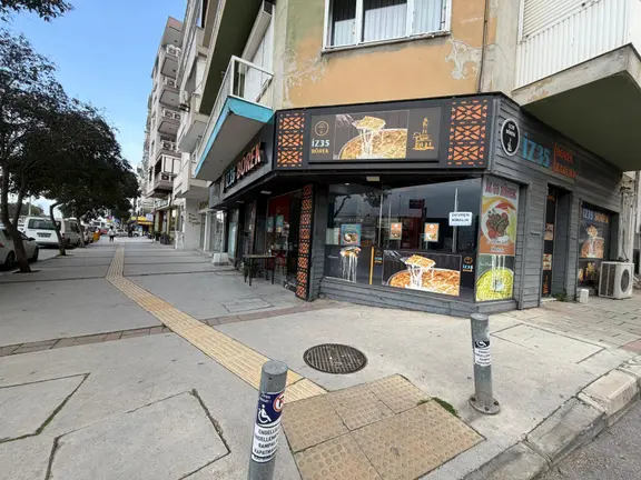 Balçova Mithatpaşa Yolu Üzerine Devren Kiralık Dükkan Fırsat 2