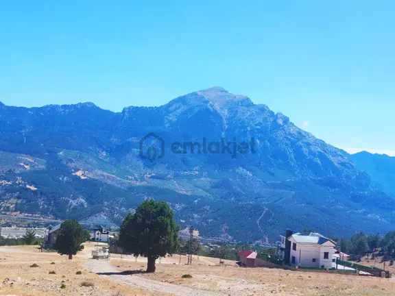 Kar Emlaktan Enikonacık Bozkırlı Mevkiinde 400 M2 Satılık Arsa 1