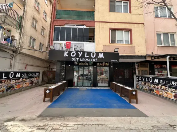 Roma’ Dan Kasım Efendi Caddesin’ De Satılık Dükkan 2