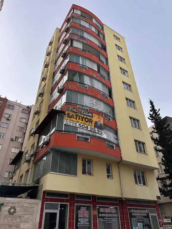 Altın Emlak Satıyor.mavi Bulvarda Komple Bina 1