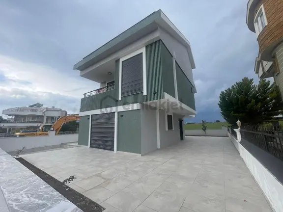 Didim Retürk’ten; Mersindere’de Denize Yakın Tam Müstakil 5+1 Villa 1