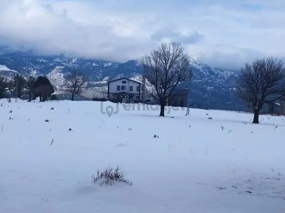 Kar Emlaktan Yenikonacık Bozkırlı Mevkiinde 400 M2 Satılık Arsa 2