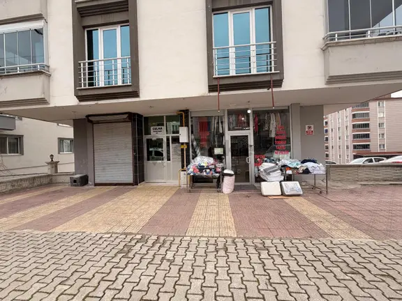 Doğan Emlak Group’tan İlkadım Kışla’da 70 M2 Satılık Dükkan 1