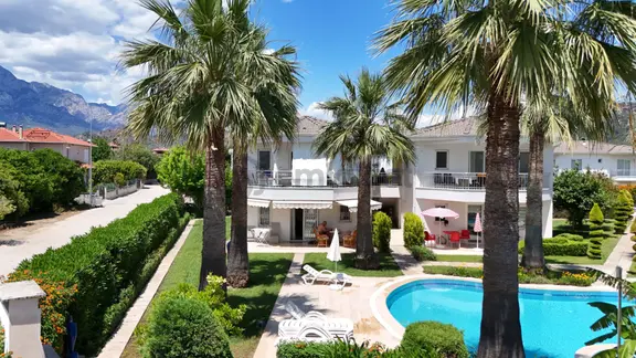 Kemer Çamyuva Da Denize Yakın Dağ Ve Havuz Manzaralı Satılık Daire 2