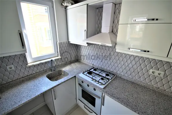 🟠🟠alfa'dan Akçay'da Ön Cephe Arakat Cam Balkon Ayrı Mutfaklı 2+1 Geniş Daire 1