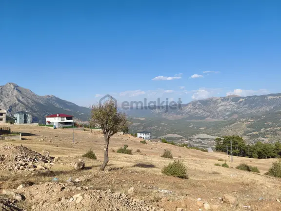 Kar Emlaktan Yenikonacık Bozkırlı Mevkiinde 360 M2 Satılık Arsa 2