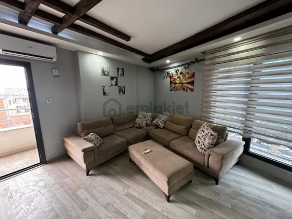 Emlak 72 Den Öz Yaşam Plaza'da Eşyalı Kiralık 1+1 Daire( Ofis) 1
