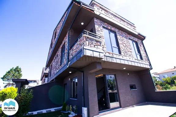 Sakarya Kocaali De Lüks Dizayn Geniş Bahçeli 3+1 Villa 2