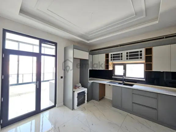 Parsana Mahallesinde Cadde Cepheli 4+1 Satılık Ultra Lüx Sıfır Site İçi Daireler 1