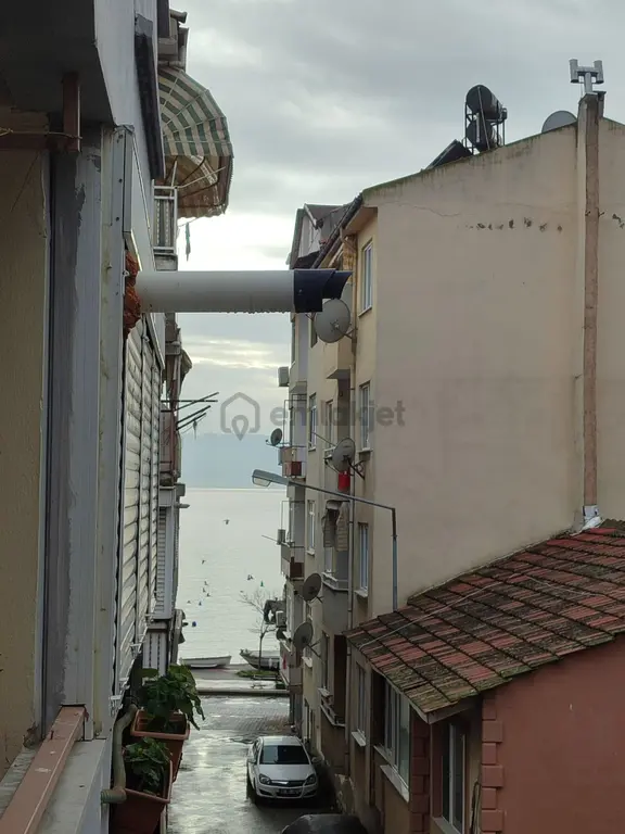 Kumla'da Masrafsız Denize Yakın 2+1 Daire 1