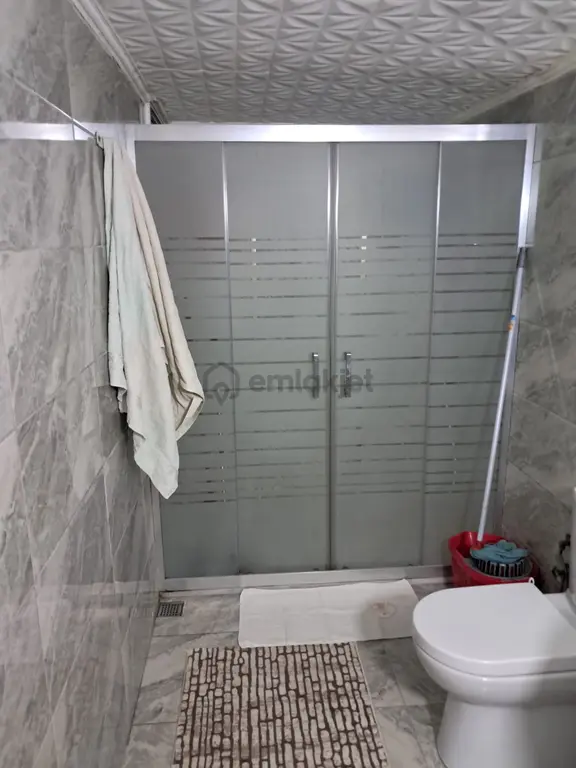Kemalpaşanın Merkezinde 160m2 Doğalgazlı 3+1 Acil Satılık Daire 2