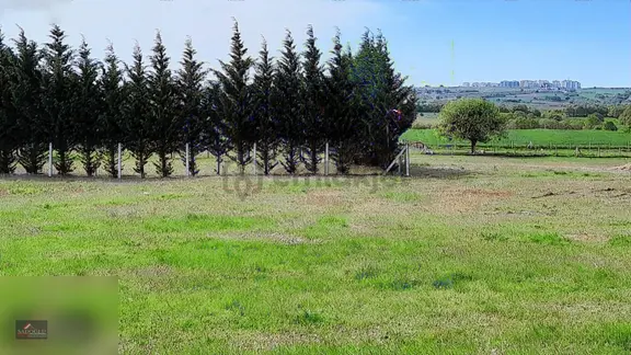 Silivri Büyükçavuşlu'da 1000 M2 Caddeye Cepheli Satılık Arsa 2