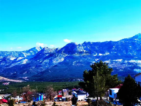Kar Emlaktan Yenikonacıkta Yüksek Konumlu 370 M2 Satılık Arsa 2