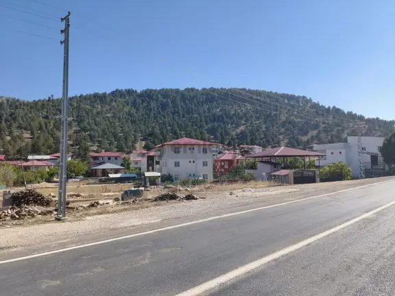 Kar Emlaktan Akçatekir Nohutlukta 675 M2 Satılık Ticari Konut Arsa 1