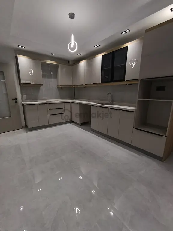 Batıkent Te Özel Garajlı Ebeveyn Banyolu 3+1 Sıfır Daireler 1