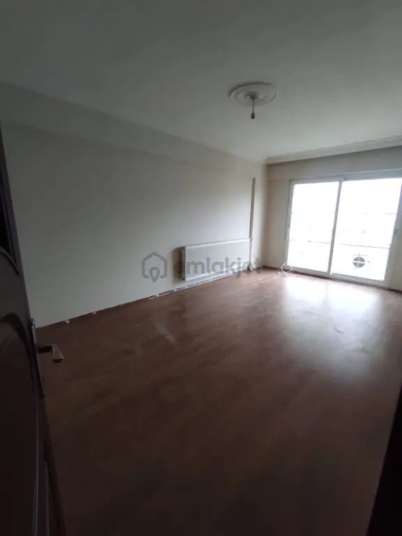 Ortak Emlaktan Kurtuluş Mahallesinde Doğalgazlı Kiralık 3+1 Daire 2