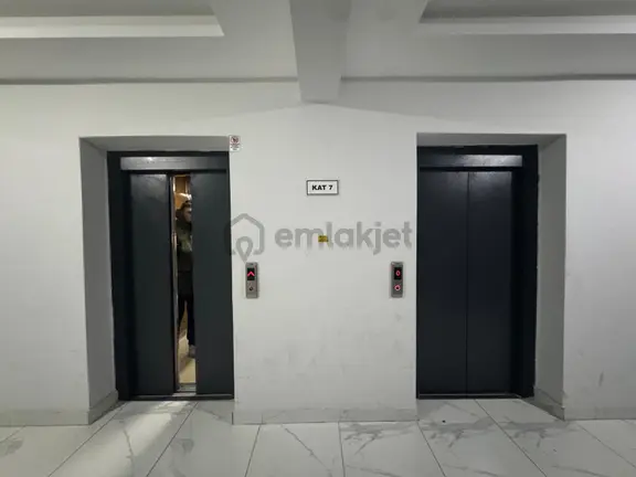 Alata Gayrimenkulden 2+1 Deniz Manzaralı Satılık Daire 2