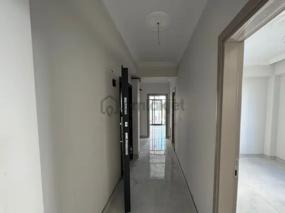 Sakaraya Karasu'da Havuzlu Sıfır Ara Katta 2+1 Daire 2