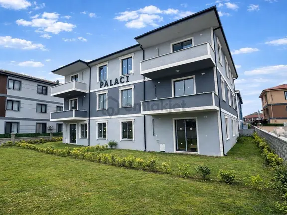 Karasu'da Sıfır, Geniş 2+1 Satılık Daire Kullanışlı Peyzaj Alanı 1