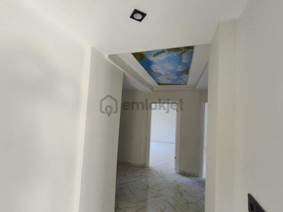 Kar Emlaktan Akçatekir Çarşı Merkezine Yakın 330 M2 Arsa İçinde 3+1 Müstakil Ev 2