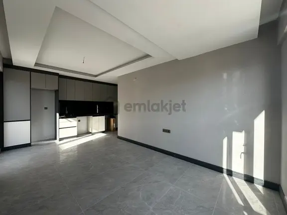 Kariyer'den İncirli'de Tek! Merkezi Konumda Her Katta 1+1 2+1 Lüx Alttan Isıtmalı Daireler 1