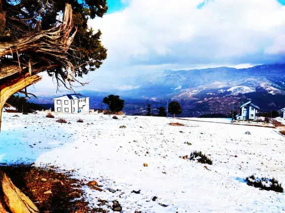 Kar Emlaktan Yenikonacık Bozkırlı Mevkiinde 350 M2 Satılık Arsa 2