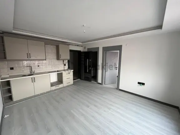 Cumhuriyet Mahallesinde Satılık Sıfır 1+1 Daire 1