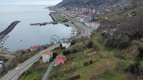 Çarşıbaşı Merkeze Yakın 117 M2 Tarla Merkezi Konumda Denize Yakın 1