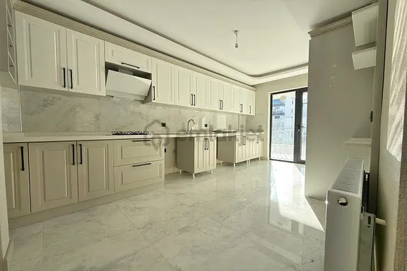Hisar Mahallesi'nde 3+1 Sıfır Ara Katta Modern Tasarımlı Daire 1