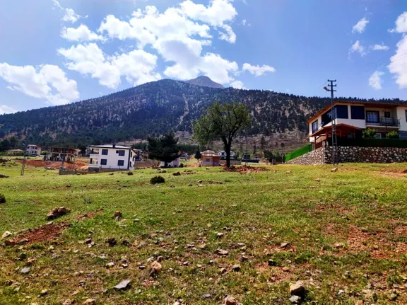 Kar Emlaktan Yenikonacık Bozkırlı Mevkiinde 350 M2 Satılık Arsa 2