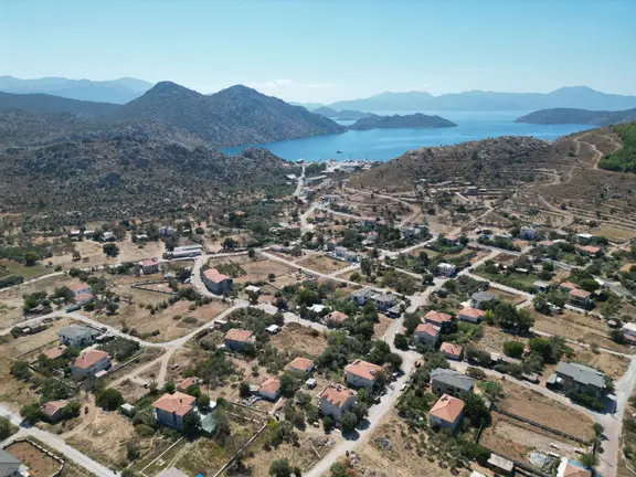 Joker: Bozburun 2 Villa İmarlı Denize 850 Metre Satılık Arsa 1