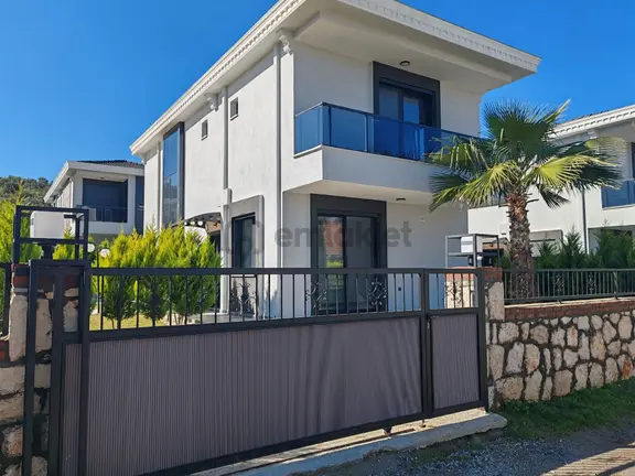 Didim'de Muhteşem 3+1 Satılık Villa Denize Yakın 2