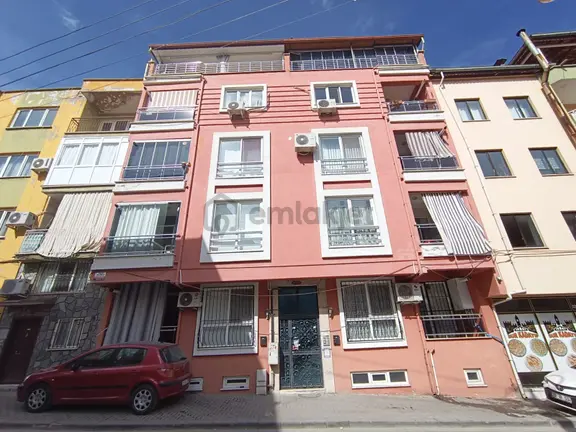 Fırsat! Diş Hastanesine 220 Metre, 3+1 Fiyatına 4+1 2