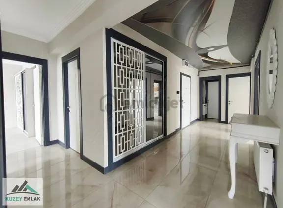 Güneşevlerin Merkezinde Lüks Site De Kaliteli Konforlu 4+1 Daire 1