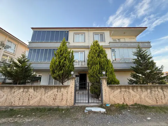 Karasu'da Uygun Fiyatlı Yatırımlık Ve Eşyalı 1+1 Satılık Daire 1