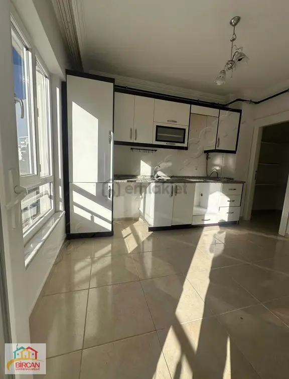 Güneykent'te Satılık Dördüncü Kat 2 + 1 1