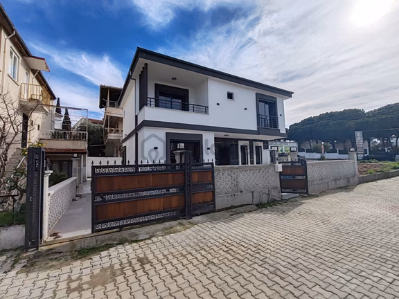 Didim'de Denize 220m Mesafede 3+1 Müstakil Villa (kiler Mervcut) 1