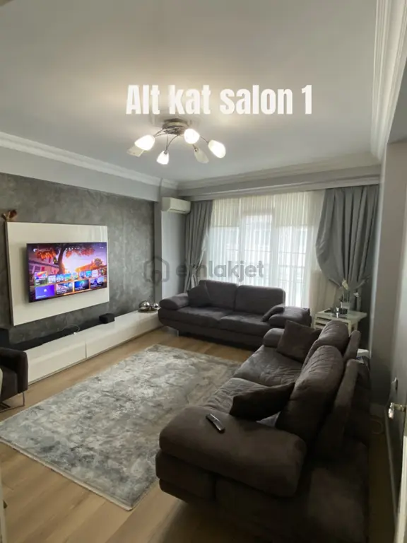 Mollateam Bayrampaşa Altıntepsi Mahallesi Gaziosmanpaşa Caddesinde Satılı Dublek Daire 2