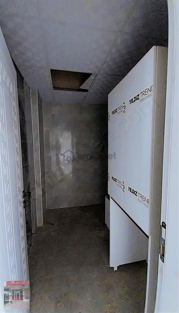 Çağrı Emlak'tan Büyük Kum Köprü Caddesine Çok Yakın 3+1 Daire 2